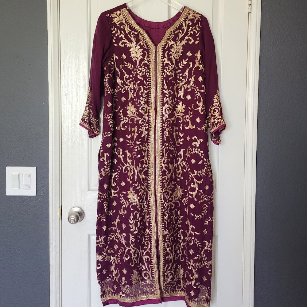 Plum Purple Embroidered Kurta Set with Pants & Dupatta